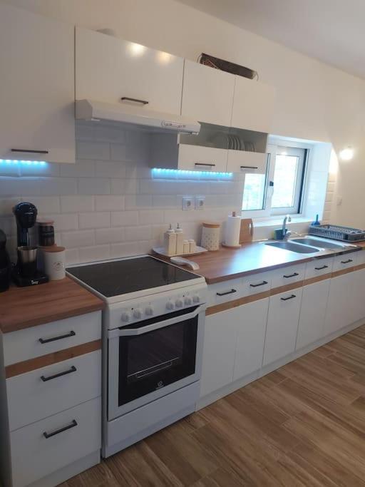 Houlia Home Διαμέρισμα Με Δωρεάν Χώρο Στάθμευσης Steniaí Zewnętrze zdjęcie