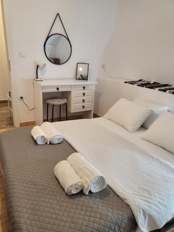Houlia Home Διαμέρισμα Με Δωρεάν Χώρο Στάθμευσης Steniaí Zewnętrze zdjęcie